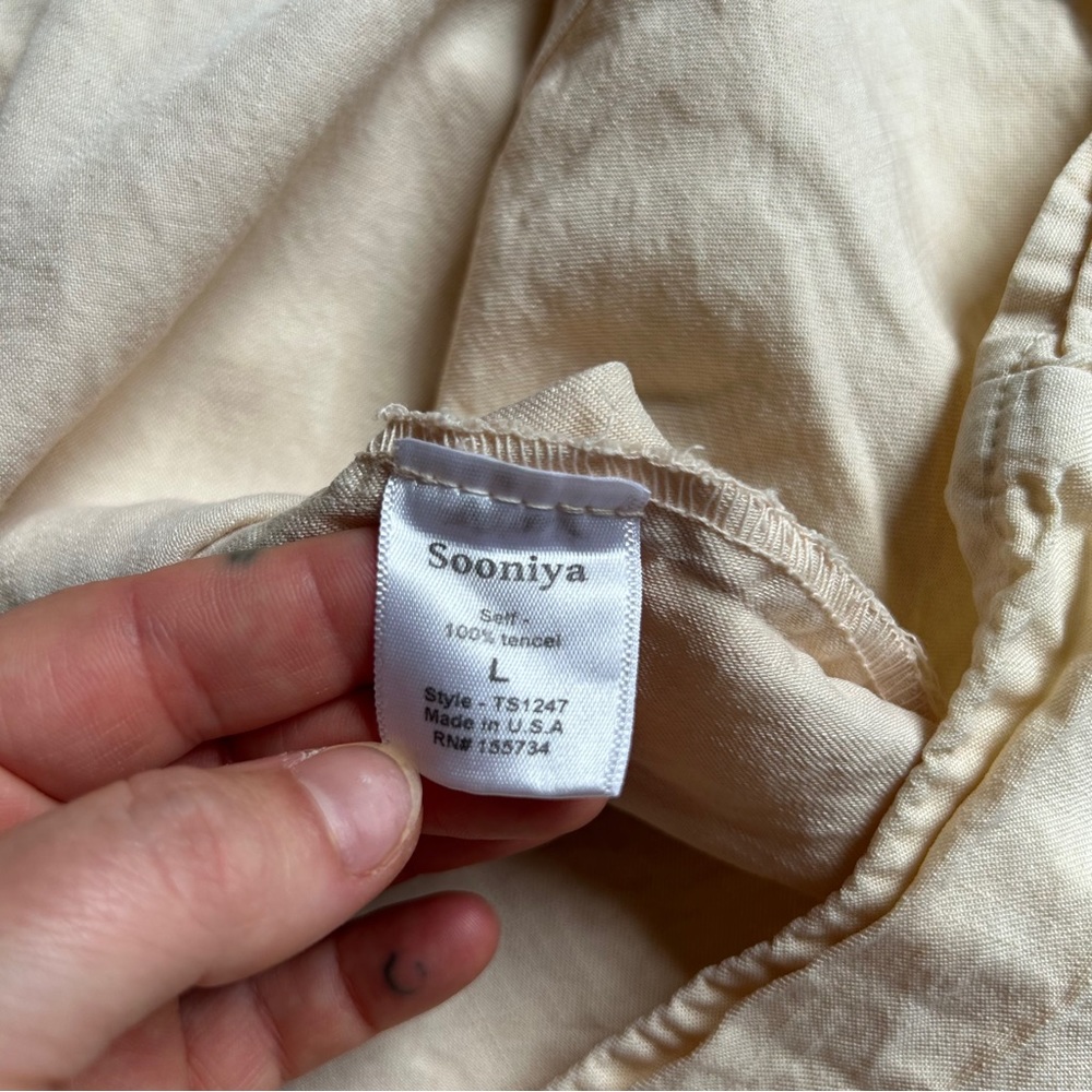 Cream Linen Button Down - Picture 3 of 5